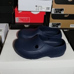 "Crocs Medical Clog" Midnight Navy No Strap Slip On Fit Women's SZ7.5 Like New "